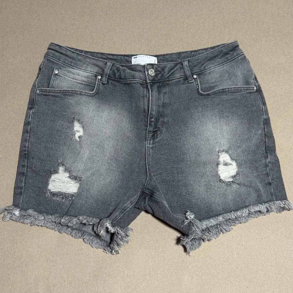 ASOS DESIGN MENS shorter length denim shorts in gray with rips and raw hem